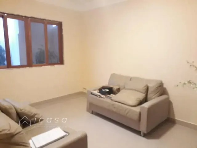 Casa com 1111m² 3 quartos e 1 banheiro, à venda, no bairro Jardim Caçapava em Caçapava