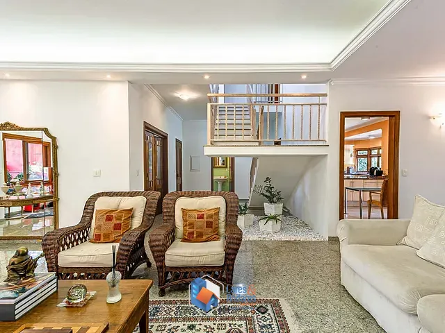 Casa com 521m² 4 quartos e 6 banheiros, à venda, no bairro Aldeia da Serra em Barueri