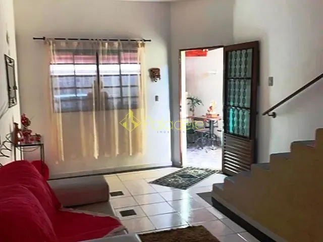 Casa com 150m² 3 quartos e 4 banheiros, à venda, no bairro Residencial Mombaça em Pindamonhangaba