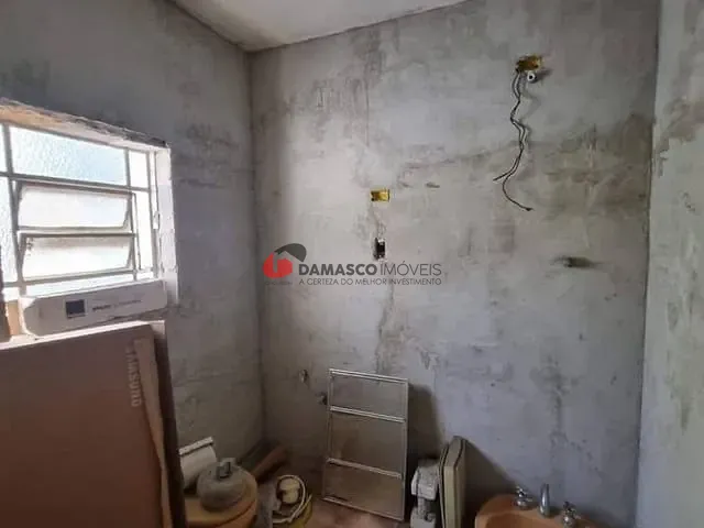 Casa com 138m² 2 quartos e 1 banheiro, à venda, no bairro Olímpico em São Caetano do Sul