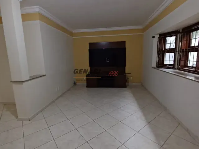 Casa com 352m² 3 quartos e 3 banheiros, à venda ou para alugar, no bairro Vila Suíça em Indaiatuba