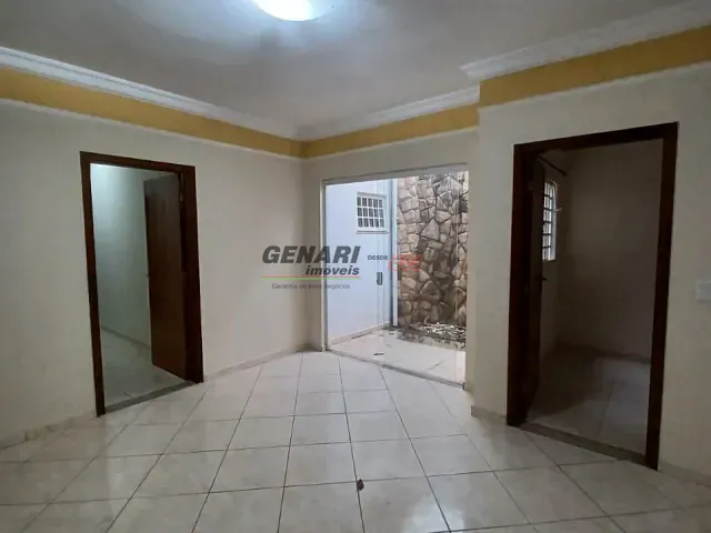 Casa com 352m² 3 quartos e 3 banheiros, à venda ou para alugar, no bairro Vila Suíça em Indaiatuba