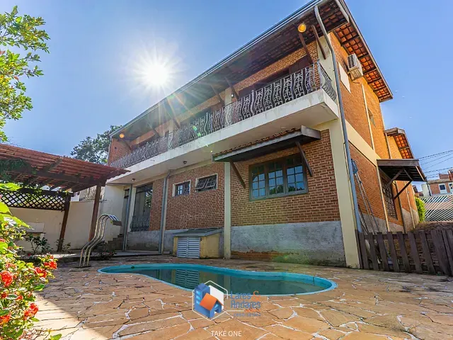 Casa com 450m² 3 quartos e 5 banheiros, à venda, no bairro Cidade Universitária em Campinas