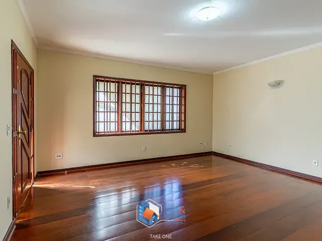 Casa com 450m² 3 quartos e 5 banheiros, à venda, no bairro Cidade Universitária em Campinas