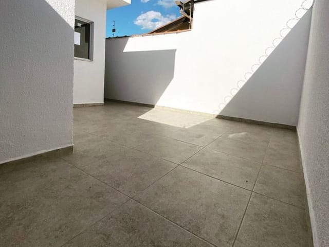 Casa 3 quartos e 2 banheiros, à venda, no bairro Jardim Gurilândia em Taubaté