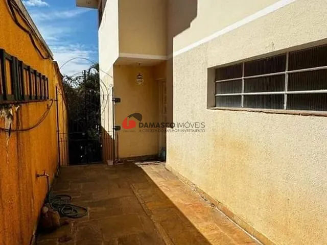 Casa com 268m², à venda, no bairro Olímpico em São Caetano do Sul