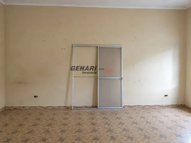 Casa à venda ou para alugar, no bairro Centro em Indaiatuba