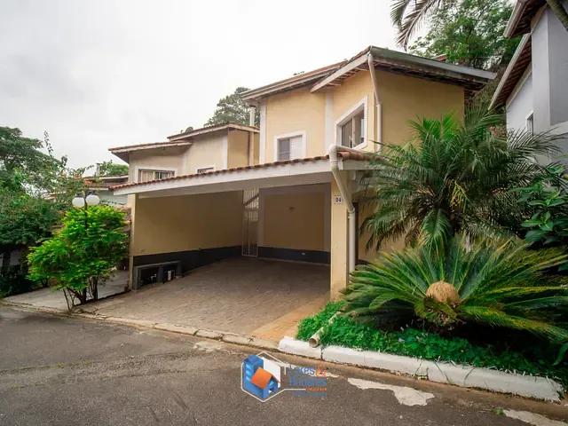 Casa com 426m² 3 quartos e 3 banheiros, à venda, no bairro Grana Viana em Cotia