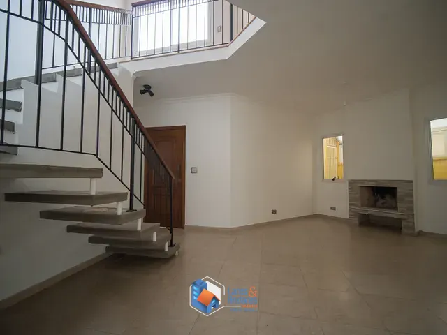 Casa com 426m² 3 quartos e 3 banheiros, à venda, no bairro Grana Viana em Cotia