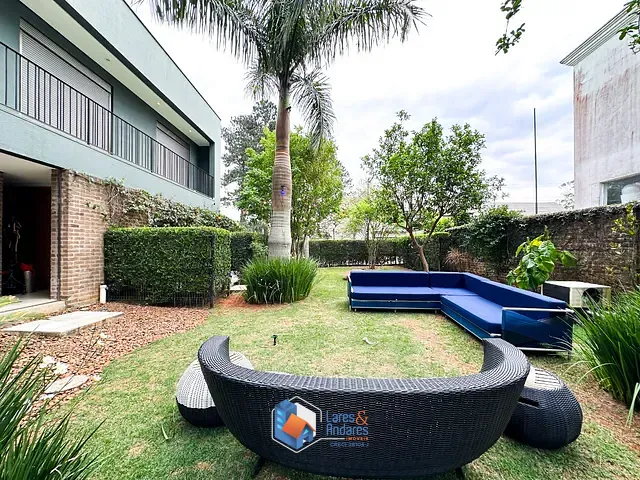 Casa com 712m² 4 quartos e 8 banheiros, à venda, no bairro Aldeia da Serra em Barueri