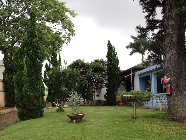Casa com 1257m² 6 quartos e 2 banheiros, à venda, no bairro Santana em Pindamonhangaba