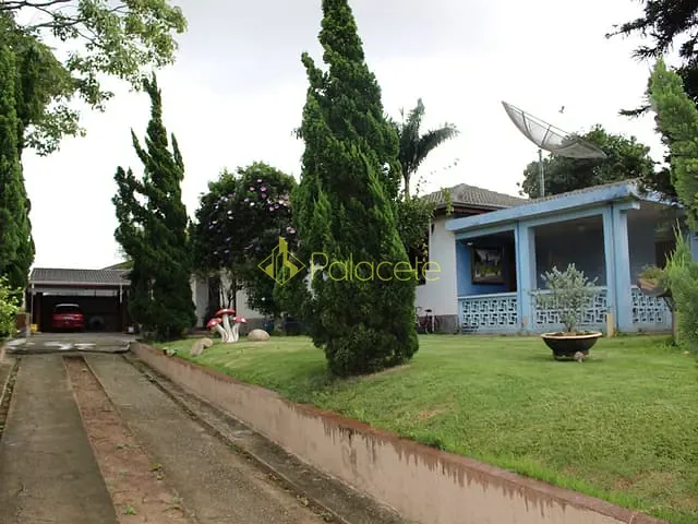 Casa com 1257m² 6 quartos e 2 banheiros, à venda, no bairro Santana em Pindamonhangaba