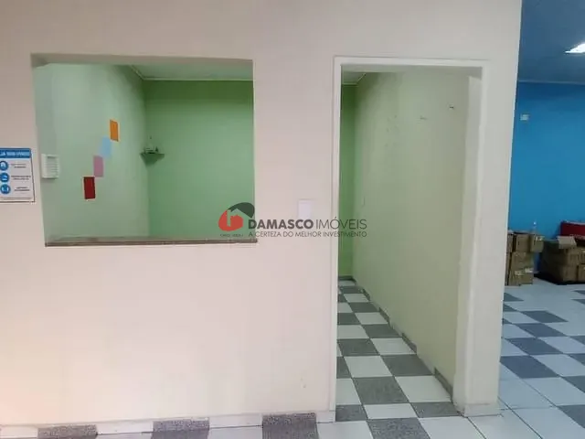 Casa com 313m² 8 quartos e 4 banheiros, à venda, no bairro Santo Antônio em São Caetano do Sul