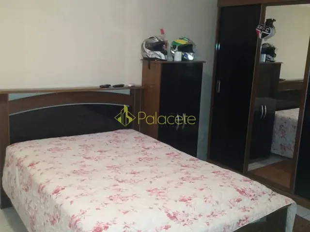 Casa com 180m² 3 quartos e 3 banheiros, à venda, no bairro Residencial Pasin em Pindamonhangaba