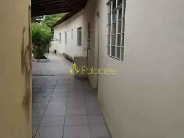 Casa 5 quartos e 5 banheiros, à venda, no bairro Vila São José em Taubaté