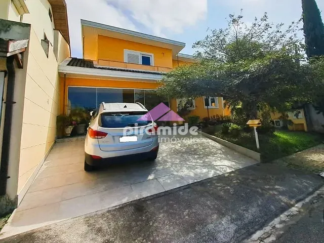 Casa com 325m² 3 quartos e 3 banheiros, à venda, no bairro Urbanova em São José dos Campos