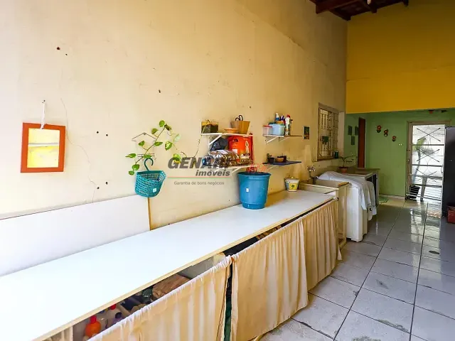 Casa com 250m² 2 quartos e 1 banheiro, à venda, no bairro Jardim Primavera em Indaiatuba
