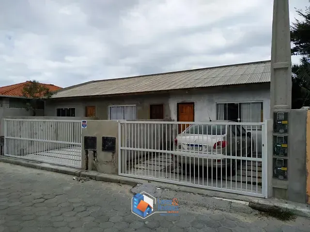 Casa com 111m² 2 quartos e 1 banheiro, à venda, no bairro São João do Rio Vermelho em Florianópolis