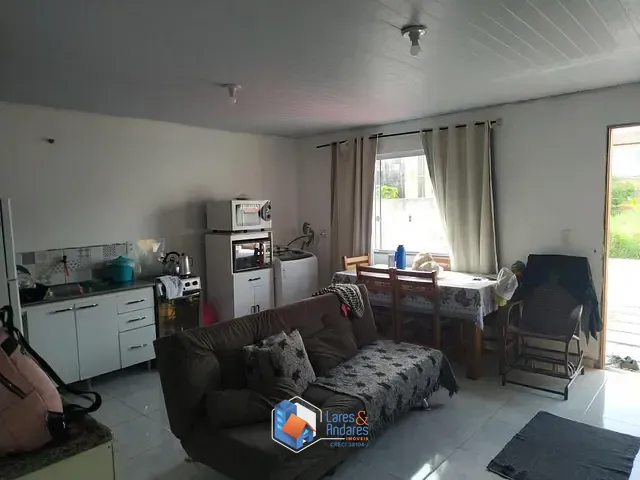 Casa com 111m² 2 quartos e 1 banheiro, à venda, no bairro São João do Rio Vermelho em Florianópolis