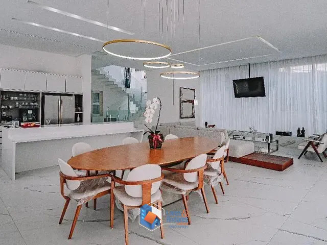 Casa com 600m² 4 quartos e 6 banheiros, à venda, no bairro Alphaville em Santana De Parnaíba