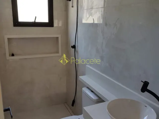 Casa com 251m² 3 quartos e 2 banheiros, à venda, no bairro Caçapava Velha em Caçapava