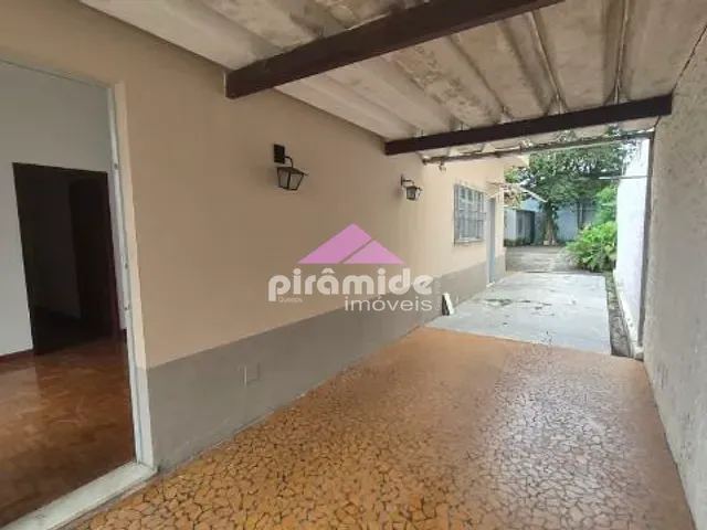 Casa com 290m² 3 quartos e 2 banheiros, para alugar, no bairro Jardim Maringá em São José dos Campos