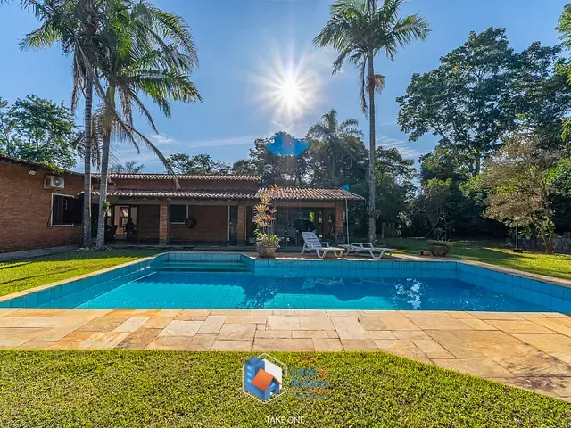 Casa com 2800m² 3 quartos e 3 banheiros, à venda, no bairro Parque Xangrilá em Campinas