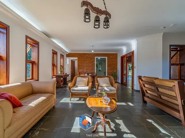 Casa com 2800m² 3 quartos e 3 banheiros, à venda, no bairro Parque Xangrilá em Campinas