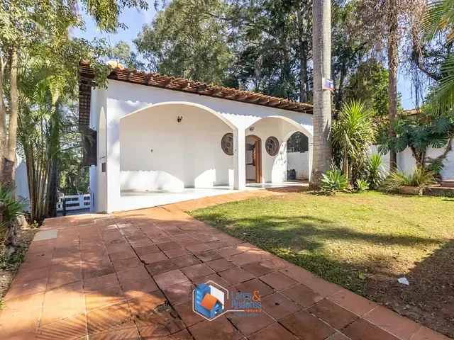 Casa com 1120m² 2 quartos e 2 banheiros, à venda, no bairro Três Montanhas em Osasco