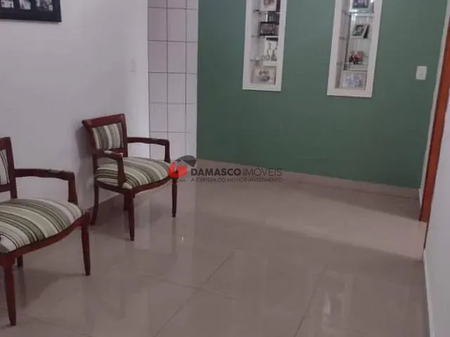 Casa com 250m² 2 quartos e 2 banheiros, à venda, no bairro Jardim Novo Carrao em São Paulo