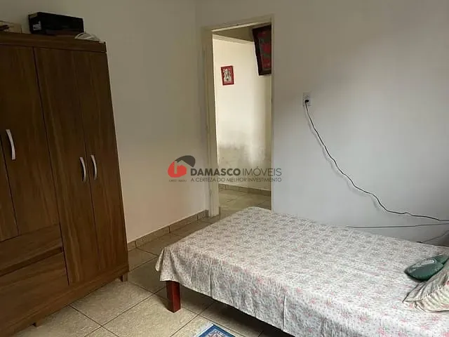 Casa com 300m² 2 quartos e 2 banheiros, à venda, no bairro Vila Junqueira em Santo André