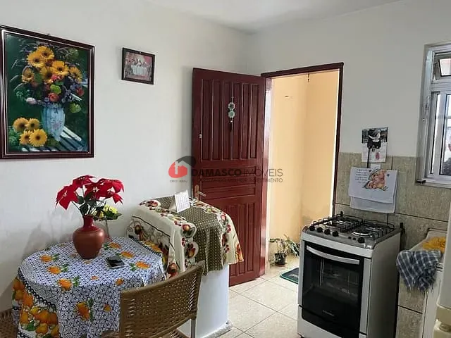 Casa com 300m² 2 quartos e 2 banheiros, à venda, no bairro Vila Junqueira em Santo André