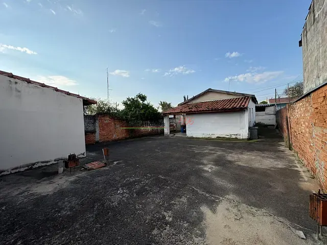 Casa com 250m² 2 quartos e 1 banheiro, à venda, no bairro Jardim Pau Preto em Indaiatuba