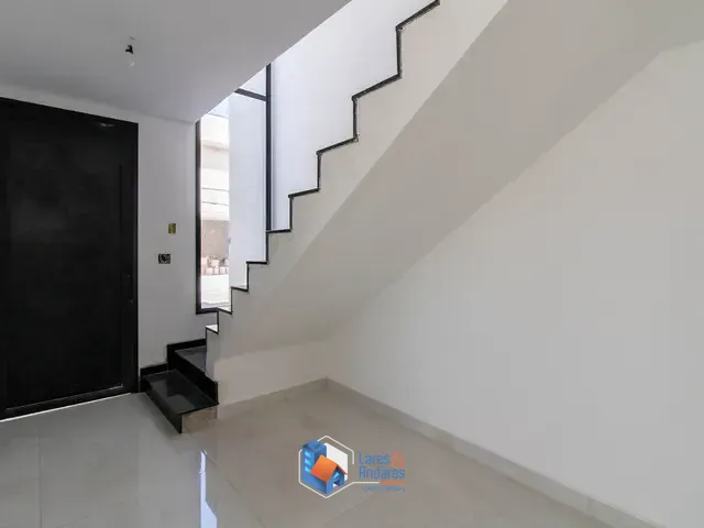 Casa com 136m² 3 quartos e 3 banheiros, à venda, no bairro Ressaca em Atibaia