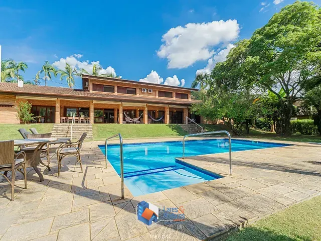 Casa com 2480m² 5 quartos e 7 banheiros, à venda, no bairro Helvétia Country em Indaiatuba