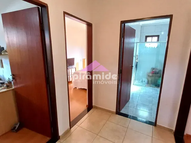 Casa com 426m² 5 quartos e 4 banheiros, à venda, no bairro Jardim Alvorada em São José dos Campos