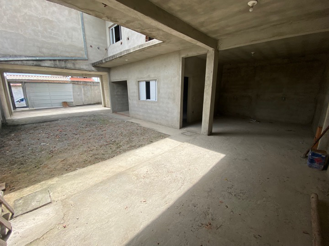 Casa 3 quartos e 2 banheiros, à venda, no bairro Cesar Park em Pindamonhangaba