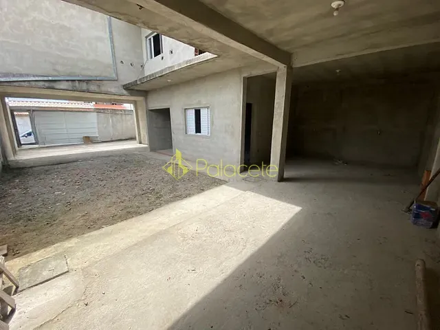 Casa 3 quartos e 2 banheiros, à venda, no bairro Cesar Park em Pindamonhangaba