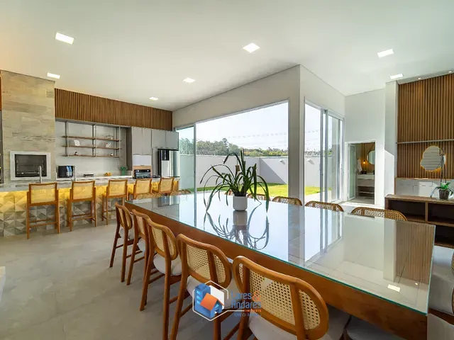 Casa com 370m² 3 quartos e 4 banheiros, à venda, no bairro Bella Vittà em Jundiaí