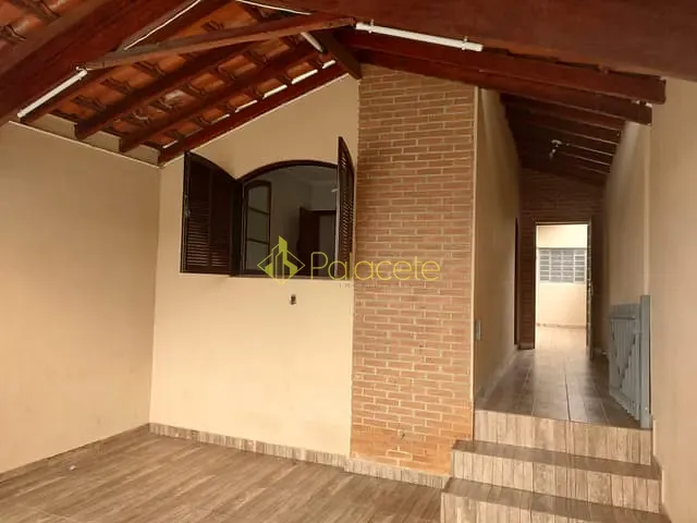 Casa com 125m² 2 quartos e 2 banheiros, à venda, no bairro Vila Rica em Pindamonhangaba