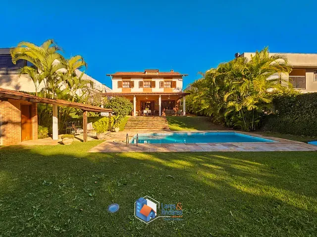 Casa com 673m² 4 quartos e 6 banheiros, à venda, no bairro Alphaville Residencial Dois em Barueri