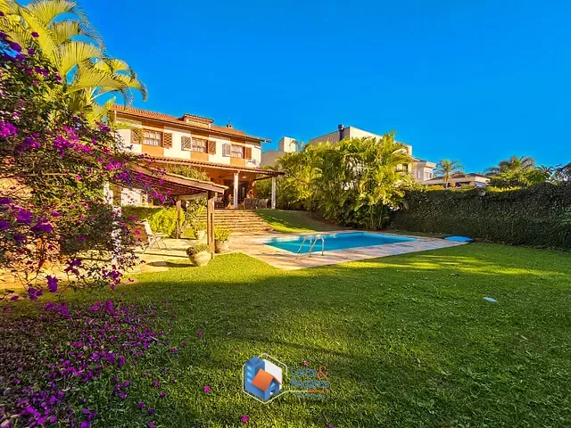 Casa com 673m² 4 quartos e 6 banheiros, à venda, no bairro Alphaville Residencial Dois em Barueri
