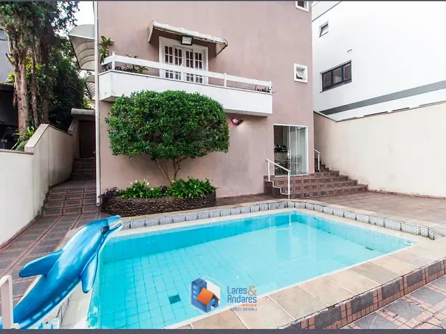 Casa com 262m² 4 quartos e 6 banheiros, à venda, no bairro Alphaville em Santana De Parnaíba