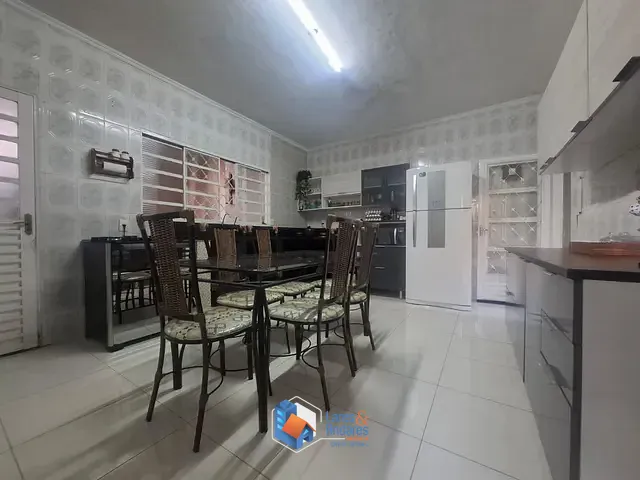 Casa com 160m² 3 quartos e 2 banheiros, à venda, no bairro Jardim José Figueira em Ribeirão Preto
