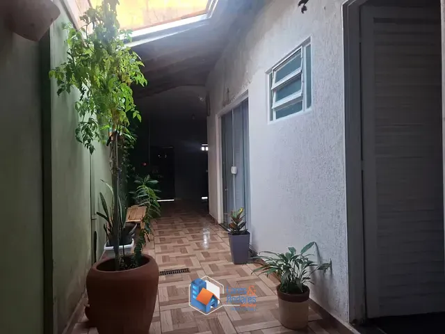 Casa com 160m² 3 quartos e 2 banheiros, à venda, no bairro Jardim José Figueira em Ribeirão Preto