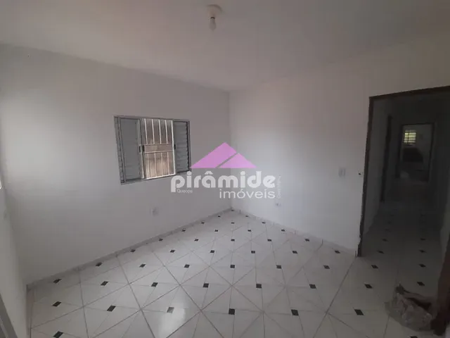 Casa com 125m² 4 quartos e 3 banheiros, para alugar, no bairro Campos de São José em São José dos Campos