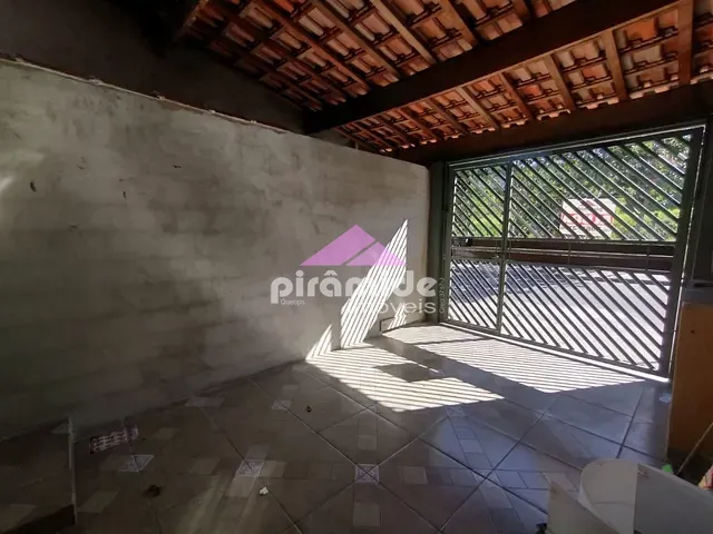 Casa com 125m² 4 quartos e 3 banheiros, para alugar, no bairro Campos de São José em São José dos Campos