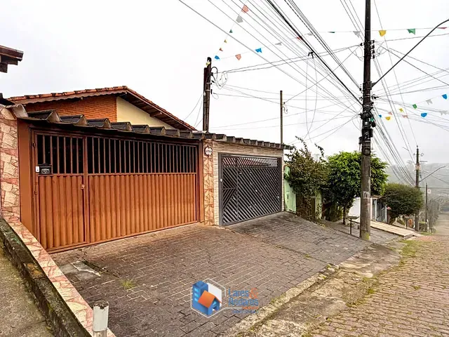 Casa com 183m² 2 quartos e 3 banheiros, à venda, no bairro Santana em Ribeirão Pires