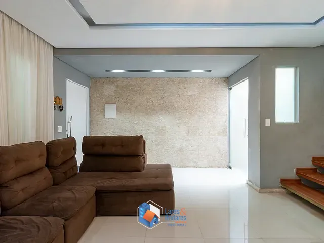 Casa com 126m² 2 quartos e 2 banheiros, à venda, no bairro Jardim Três Marias em Taboão Da Serra
