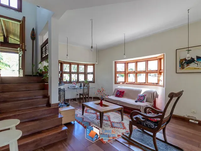 Casa com 800m² 3 quartos e 3 banheiros, à venda, no bairro Fazenda da Ilha em Embu-guaçu